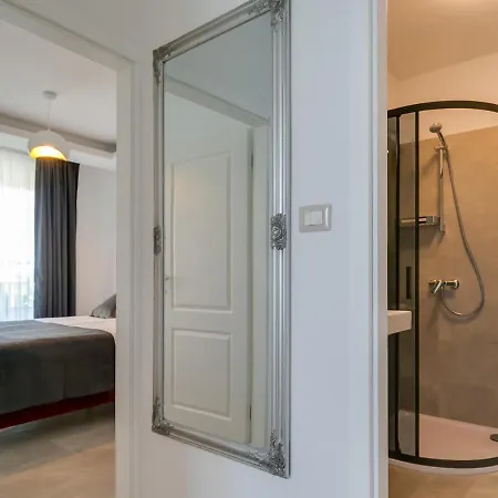 Nadija Apartment